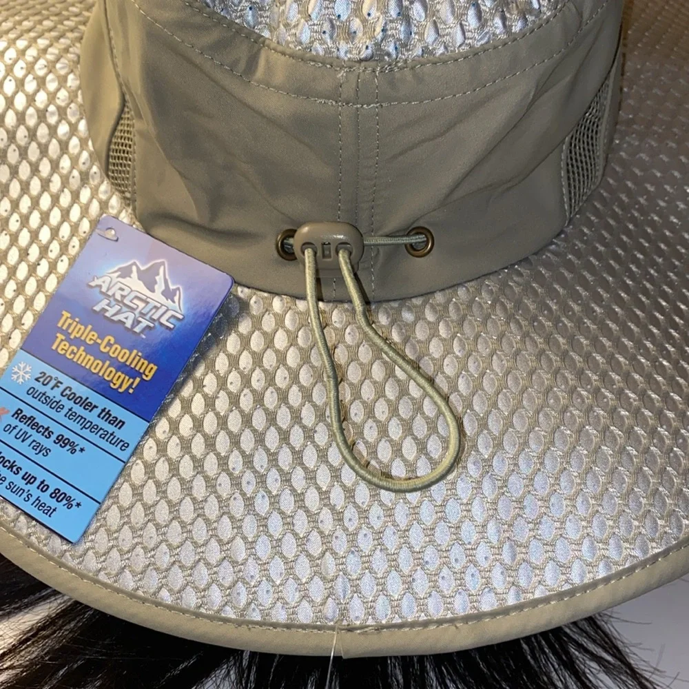 Artic Hat NWT Unisex Triple Cooling Technology Grey - Adjustable Chin Strap OS